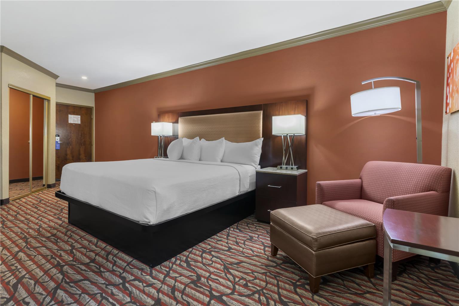 Best Western Plus Brookside Inn - photo 30