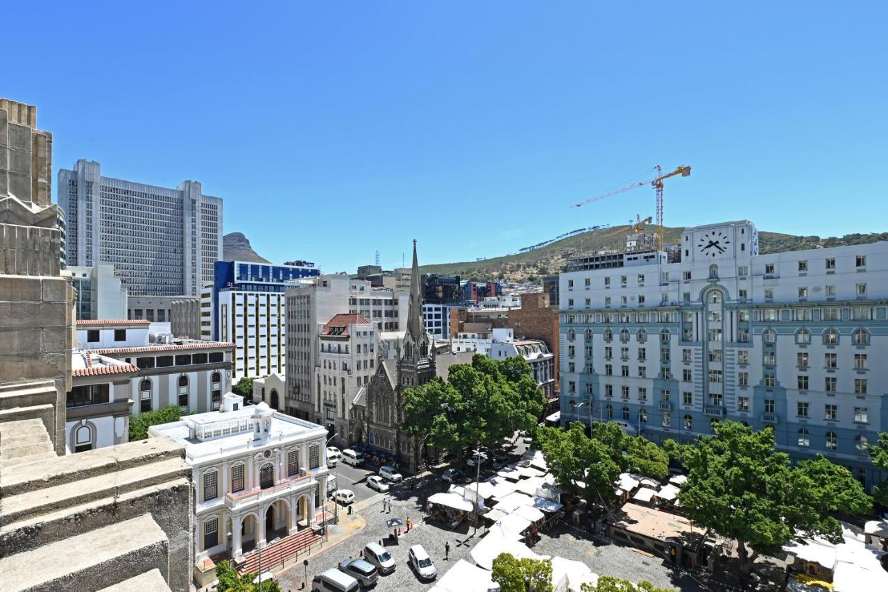 Stylish City Gem Apartment in Green Market Square