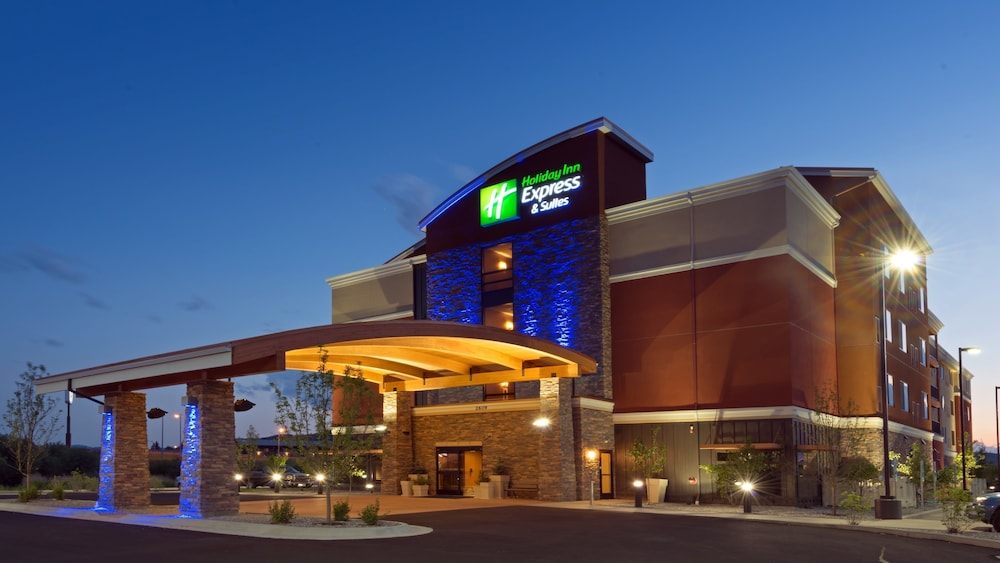 Holiday Inn Express Hotel & Suites Butte