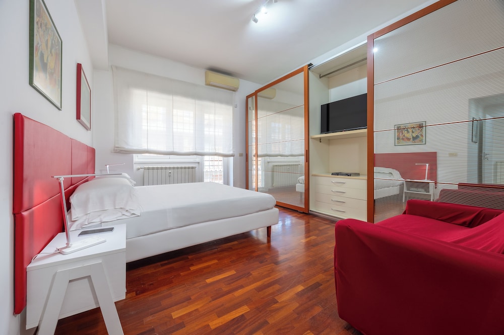 Vaticano84 Gemelli — 4-Star Luxury Hotel in Rome, Italy
