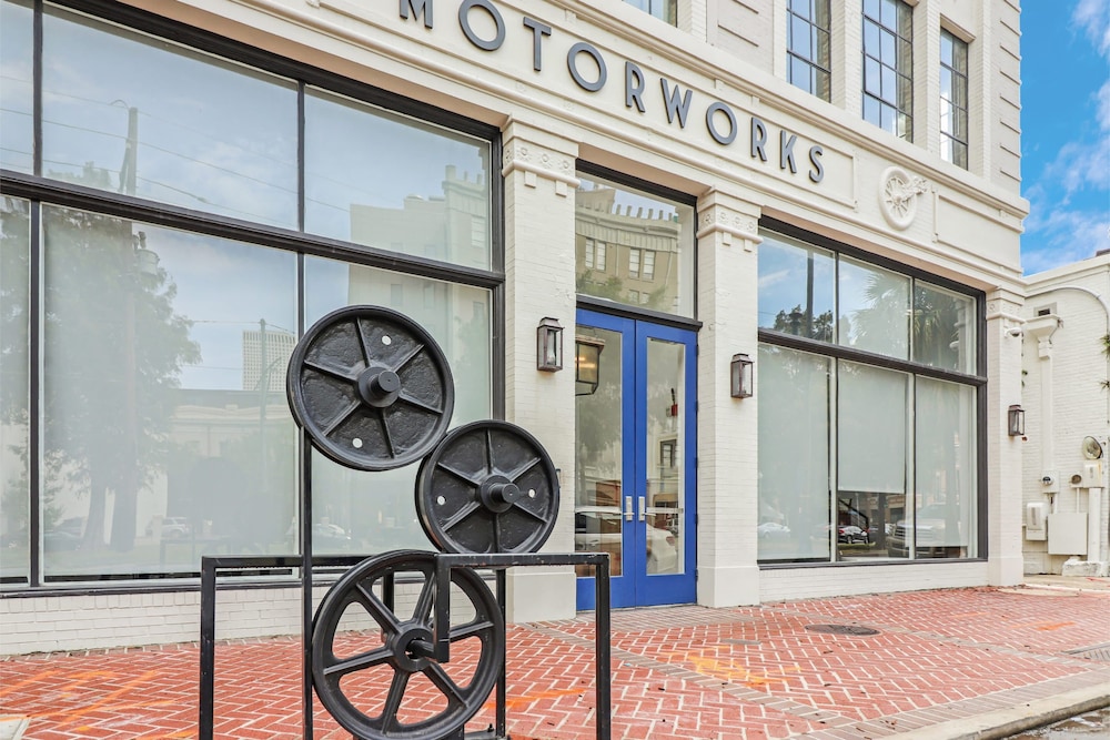 Stay Alfred at The Motorworks Building - photo 87
