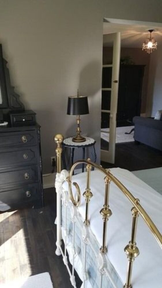 The Wanderlust Hotel - photo 17