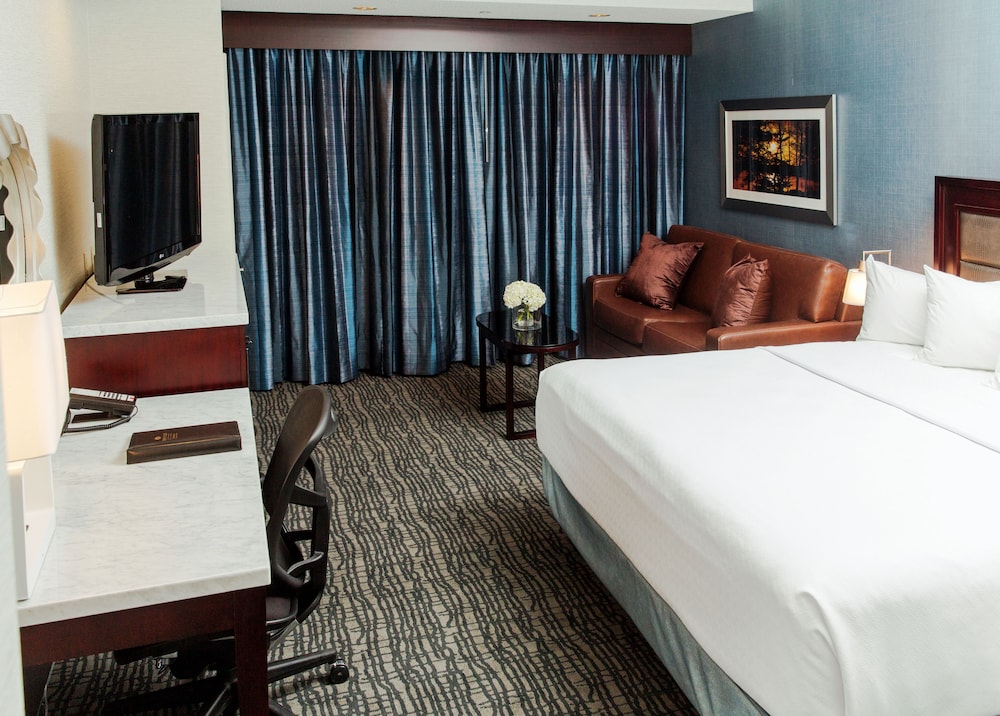 Crowne Plaza Springfield by IHG - photo 6