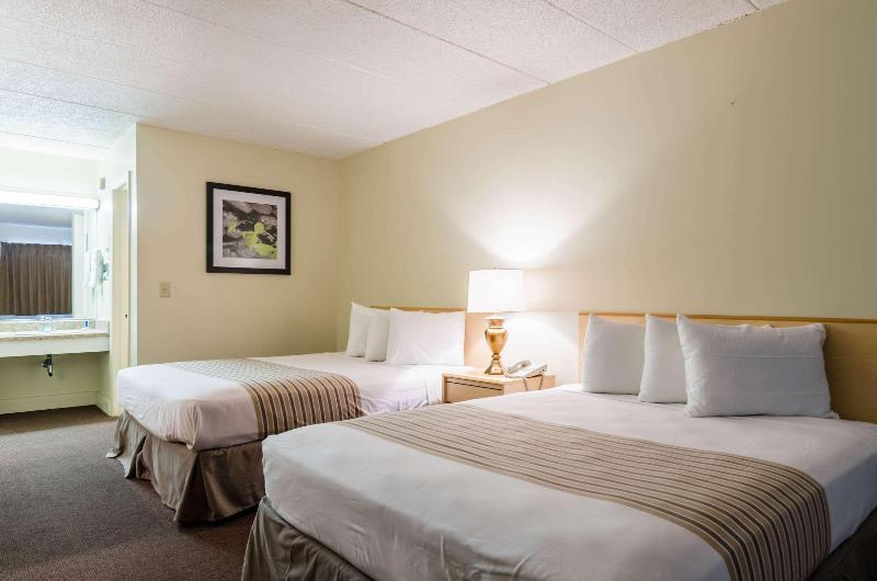 Rodeway Inn Bellevue - photo 33