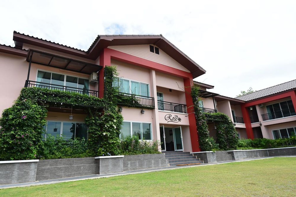 Rose Villa Resort - last minute hotel in Pak Chong
