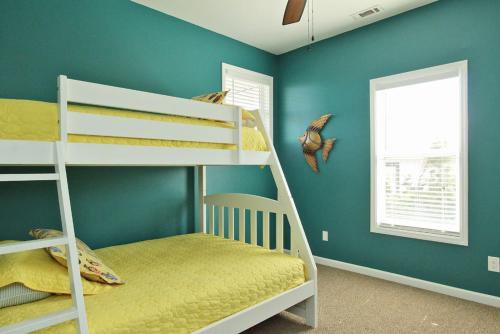 This Is It by Oak Island Accommodations - photo 35