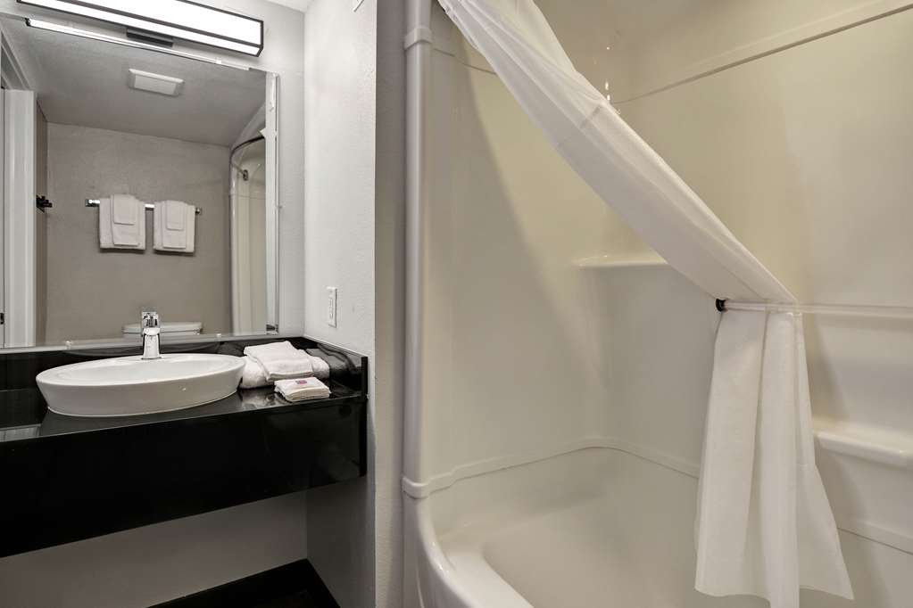 Studio 6 Extended Stay Jacksonville FL Baymeadows - photo 24