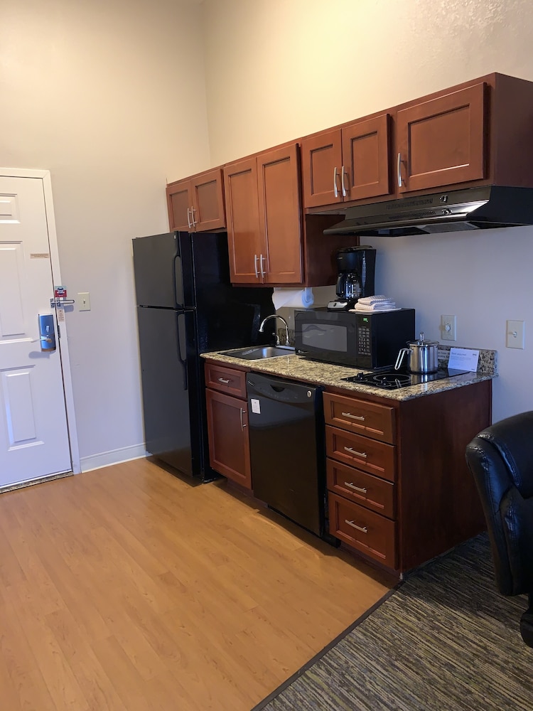 Candlewood Suites Temple Medical Center by IHG - photo 28