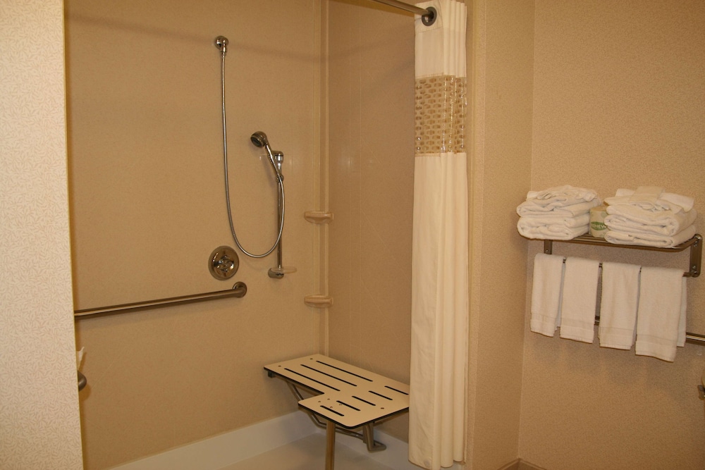 Hampton Inn & Suites Sacramento Elk Grove Laguna I 5 - photo 28