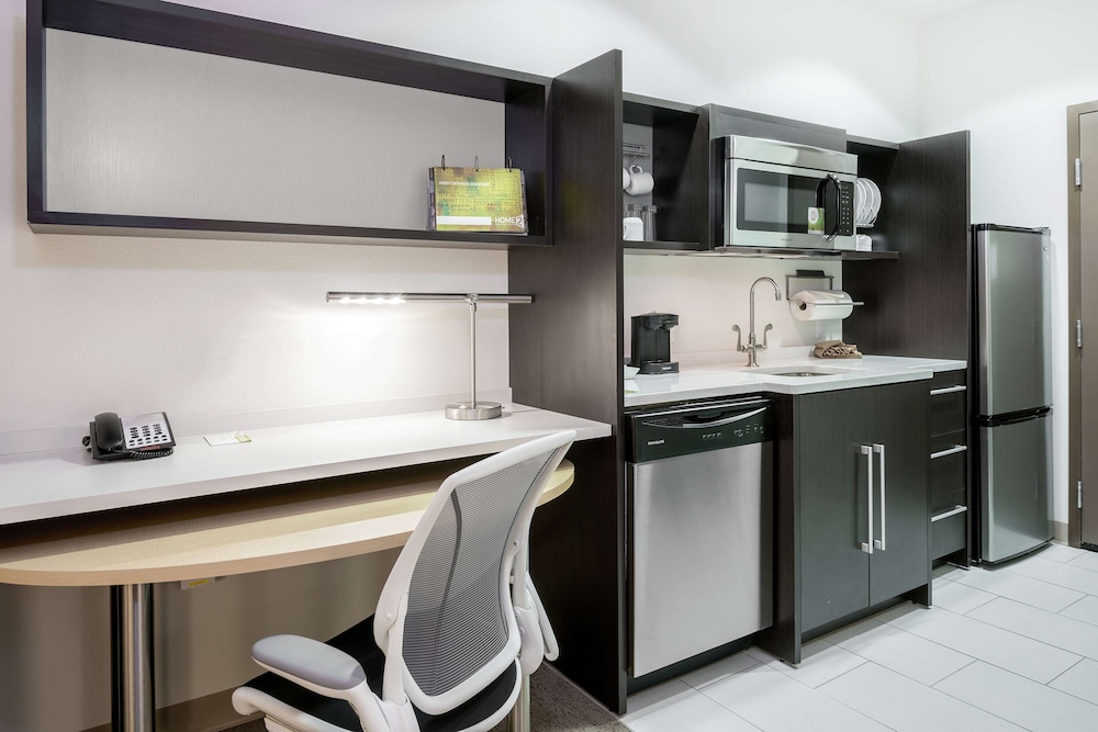 Home2 Suites by Hilton Austin Airport - photo 6