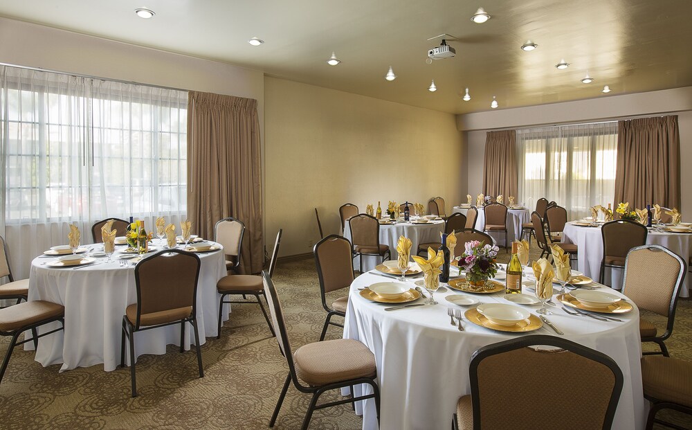 Coast Anabelle Hotel - photo 38