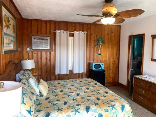 Seahorse Inn - photo 10