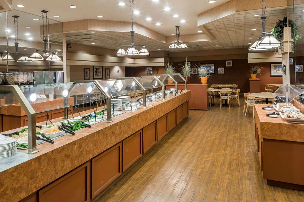 Ramada by Wyndham Kissimmee Gateway - photo 14