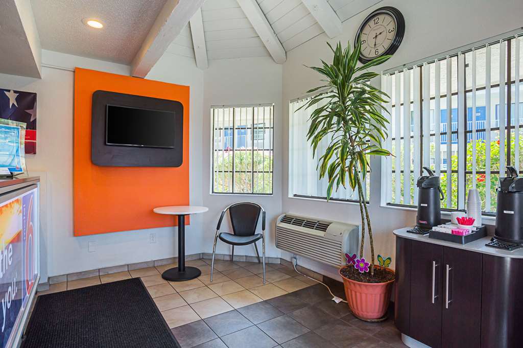 Motel 6 Yuma AZ East - photo 20