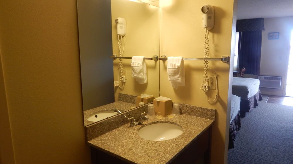 Fair Value Inn - photo 4