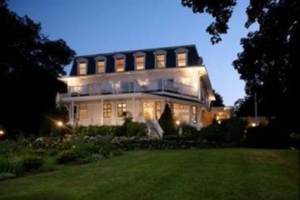 Camden Harbour Inn - photo 39