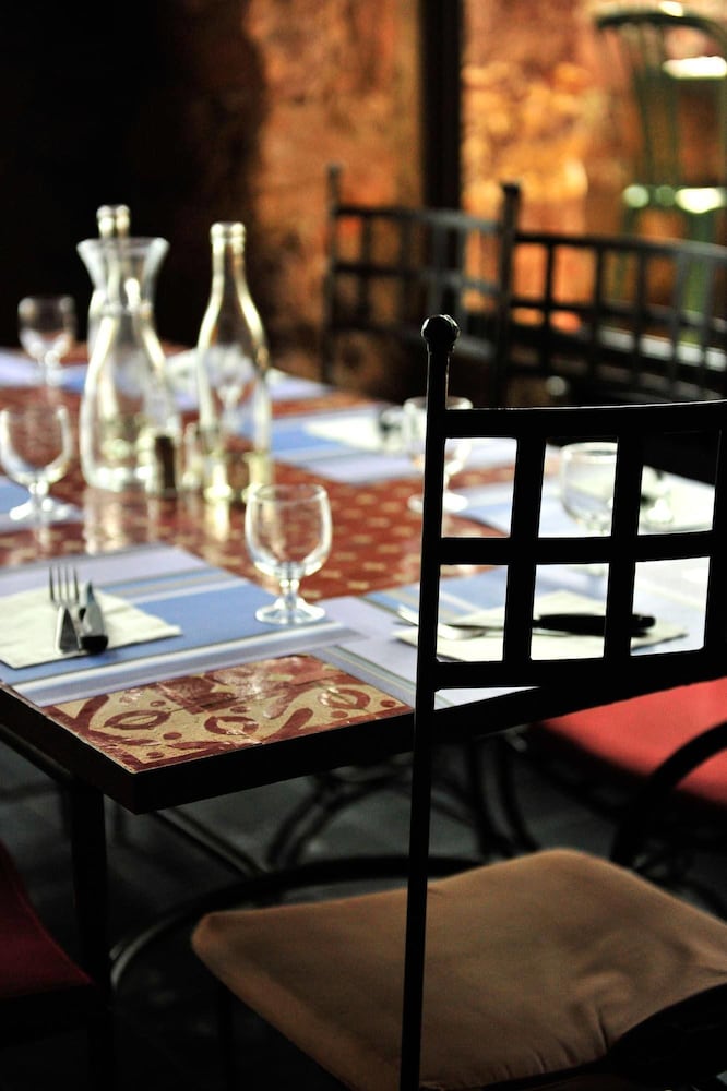 Village Vacances Le Domaine d'Agecroft — hotel in Mandelieu-La-Napoule