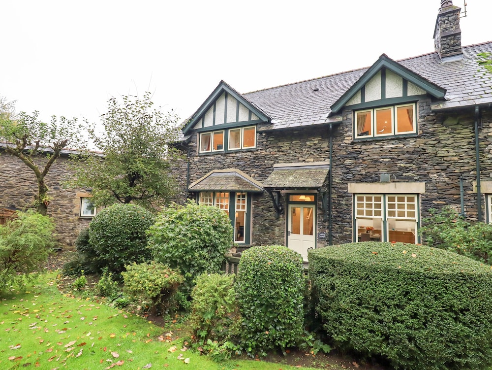 Pudding Cottage — 4-Star Luxury Hotel in Ambleside, United Kingdom