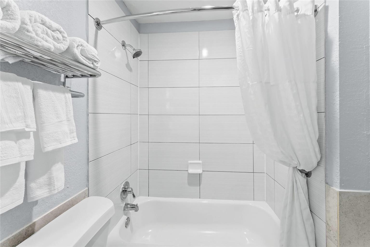 Days Inn by Wyndham San Antonio Downtown - photo 20