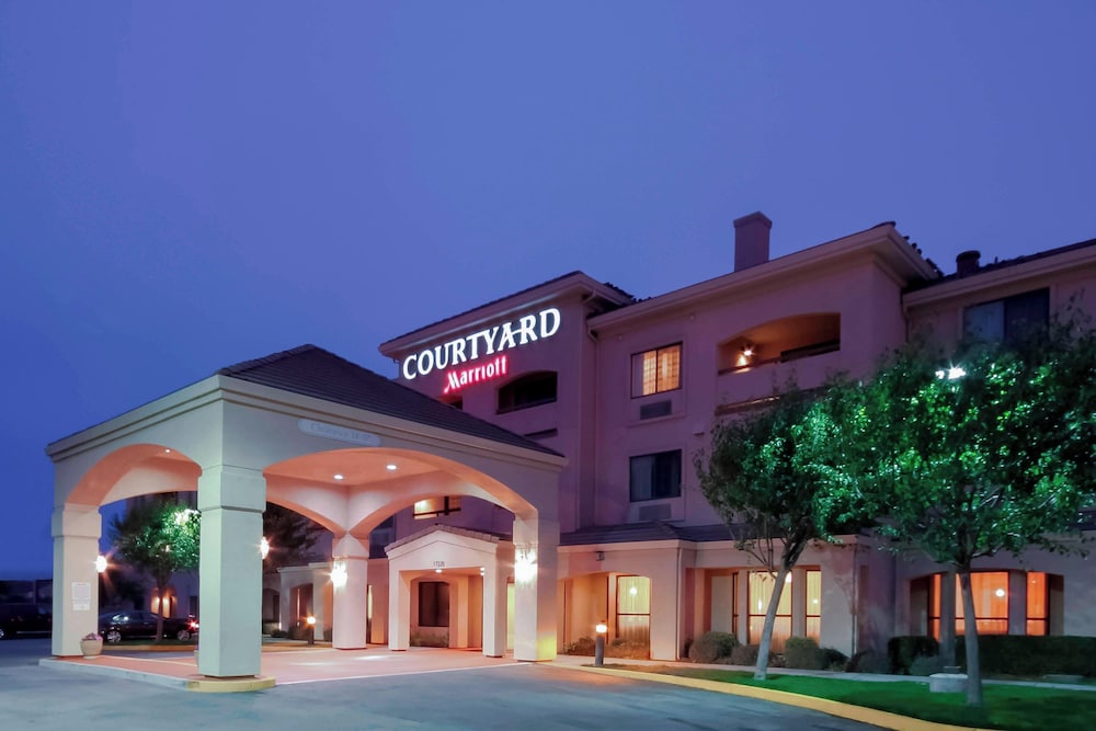 Courtyard by Marriott Salinas Monterey - photo 46