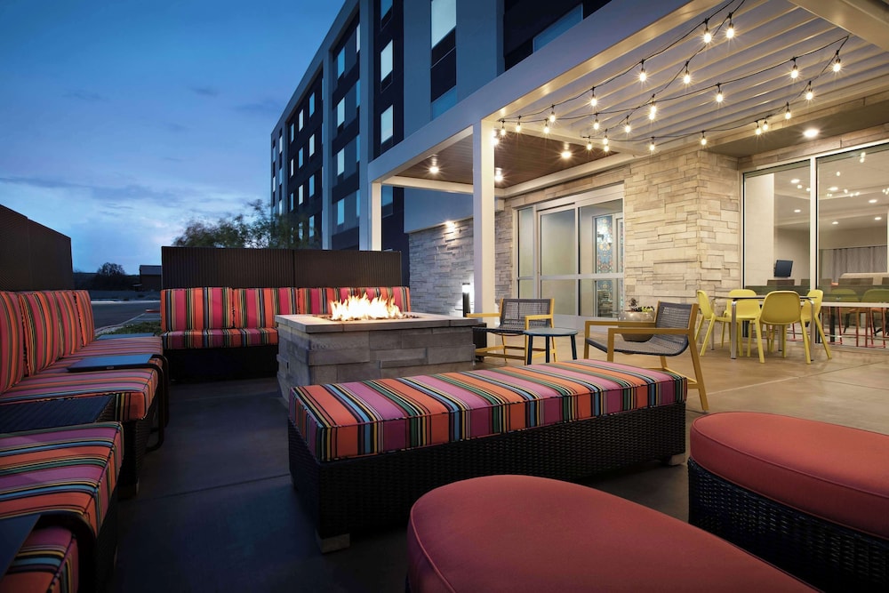 Home2 Suites by Hilton Phoenix North Happy Valley - photo 30