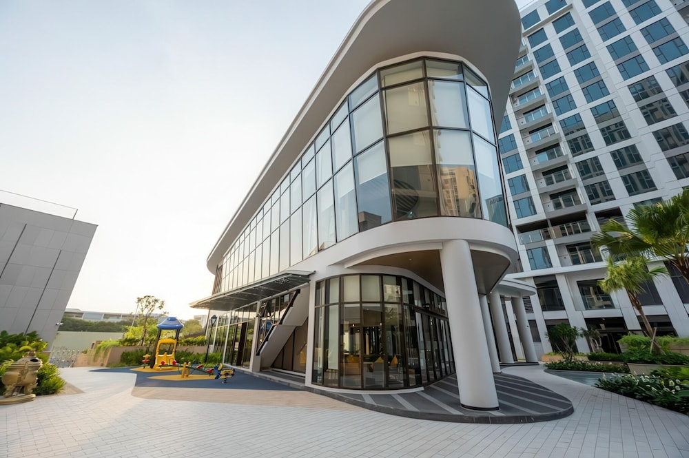 Genius Saigon Luxury Apt walk to SECC — 4-Star Luxury Hotel in Ho Chi Minh City, Vietnam