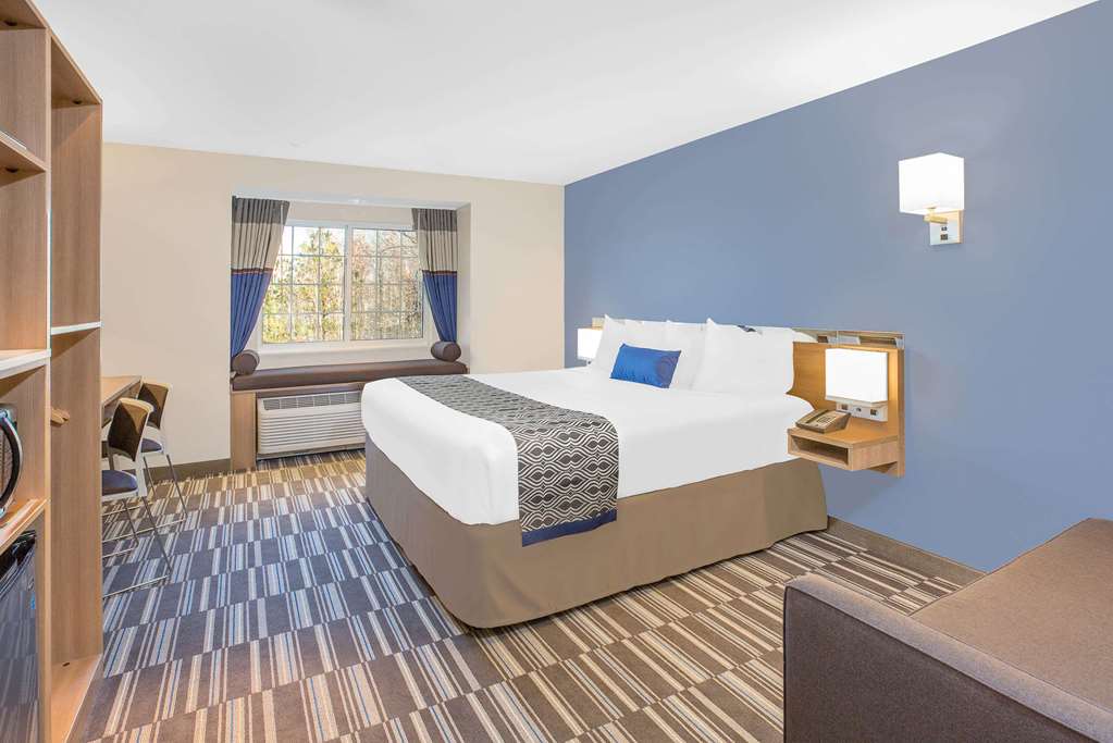Microtel Inn & Suites by Wyndham Ocean City - photo 4