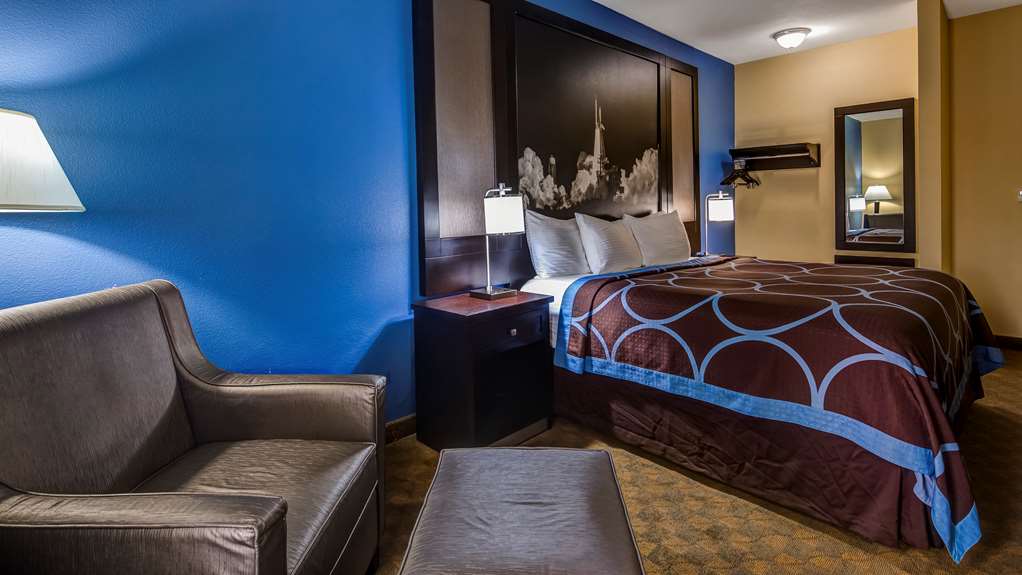 SureStay Plus Hotel by Best Western Alvin - photo 12
