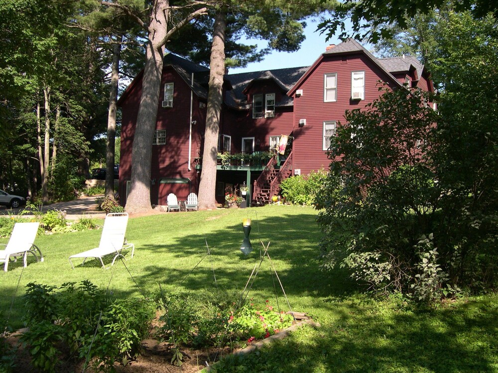 Cabernet Inn - photo 13