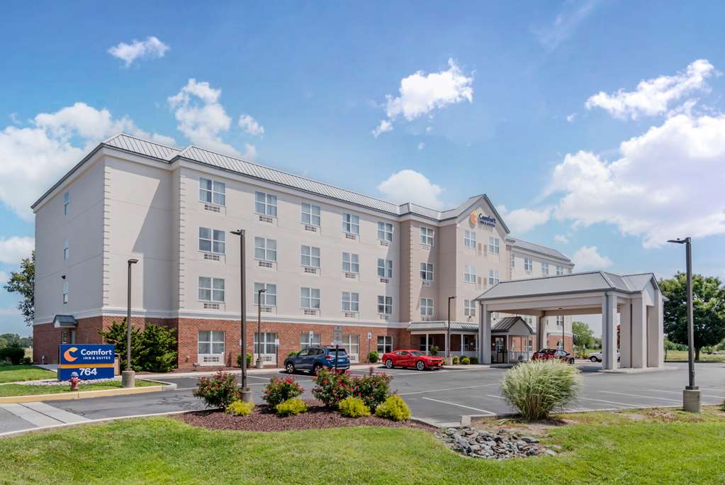 Comfort Inn & Suites Dover near Speedway in Dover, United States