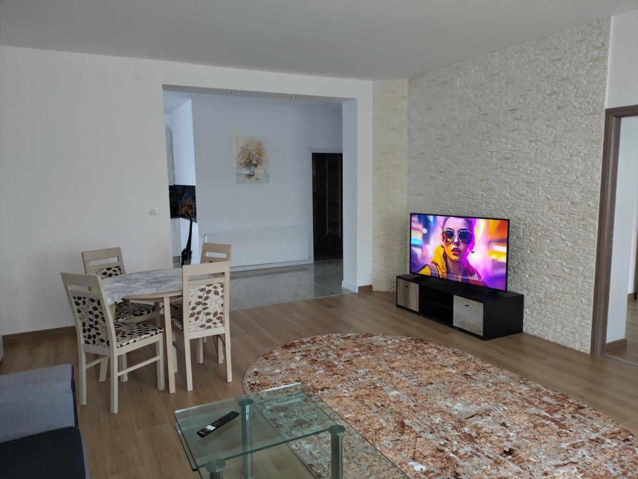 TSG Apartaments — 4-Star Luxury Hotel in Valea Lui Mihai, Romania