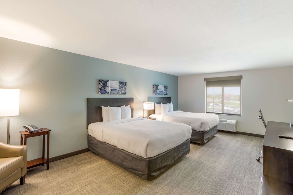 MainStay Suites Logan Ohio Hocking Hills - photo 9