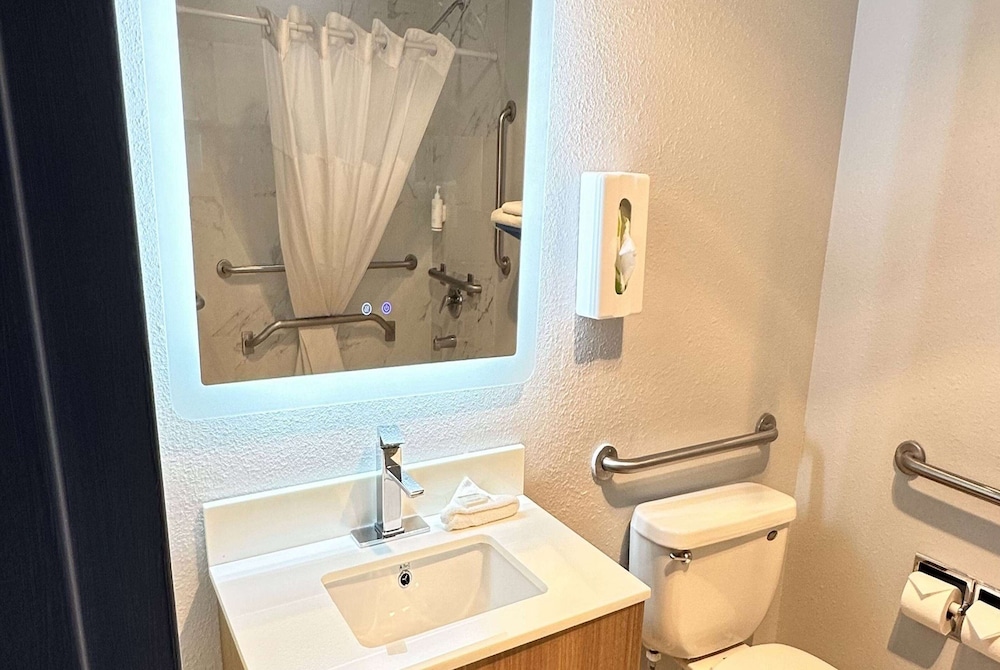 Microtel Inn by Wyndham Gallup - photo 30