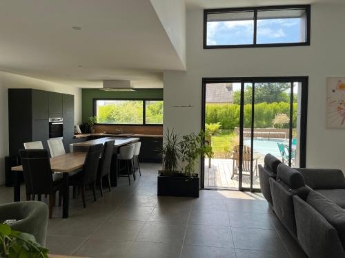 Kergoniou29 - last minute hotel in Lesneven