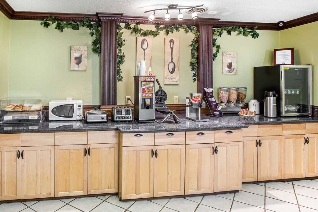 Rodeway Inn & Suites Smyrna Nashville Area - photo 31