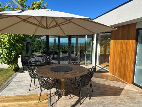 Villa Österlen på Viks fiskeläge — 4-Star Luxury Hotel in Simrishamn, Sweden