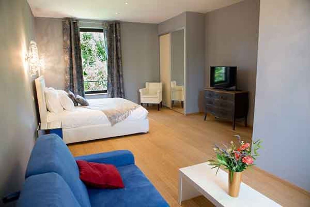 Domaine Du Prieure Destagel — hotel in Saint-Gilles