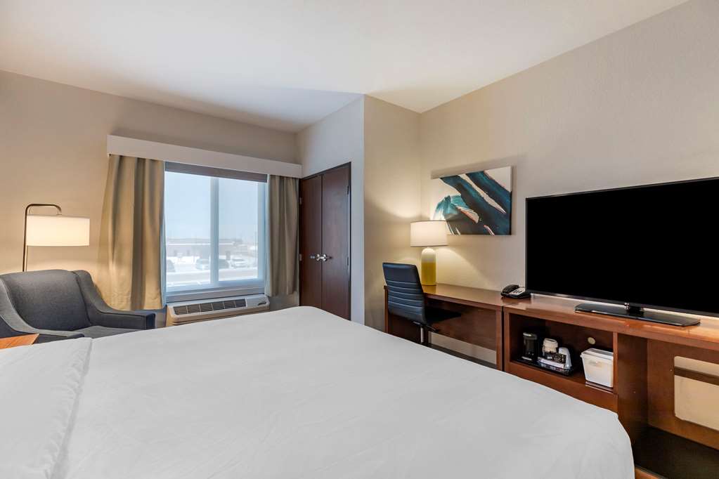 Comfort Inn & Suites Bennett - photo 8