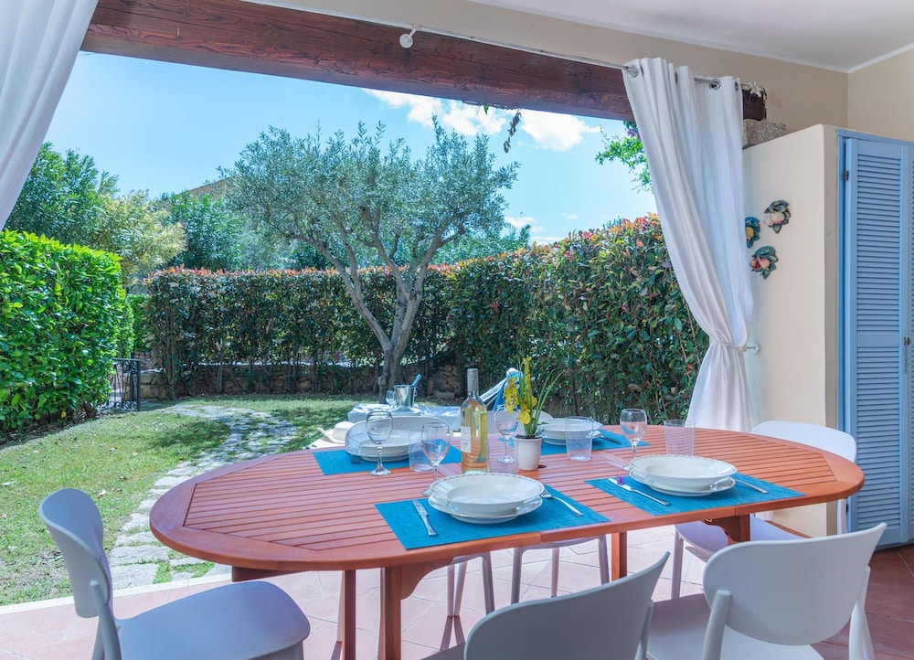 Il Borgo Porto San Paolo — 4-Star Luxury Hotel in Loiri Porto San Paolo, Italy