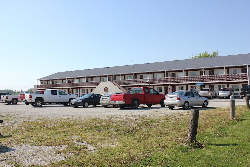 Lake Erie Lodge - photo 26