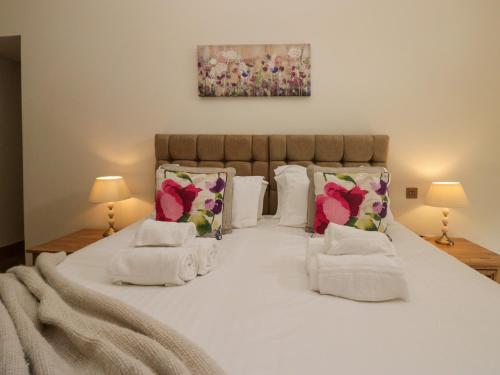 Rowan Cottage — 5-Star Luxury Hotel in Ulverston, United Kingdom