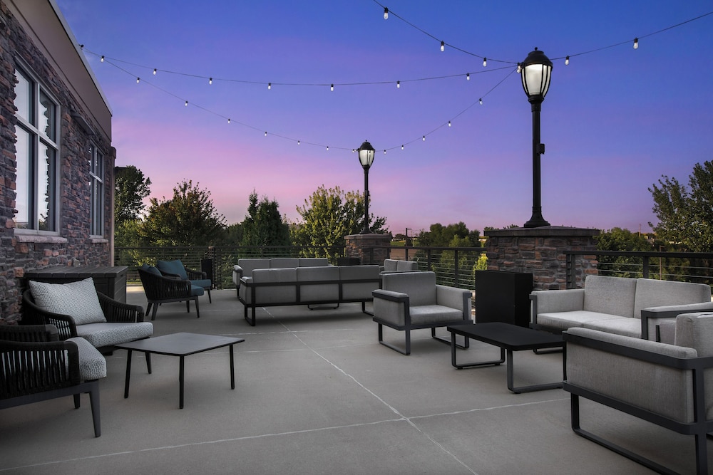 Hilton Garden Inn Cedar Falls - photo 79