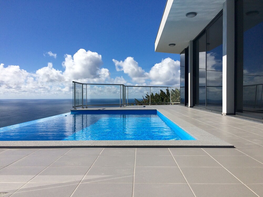Vista Azul - carbon neutral hotel in Calheta