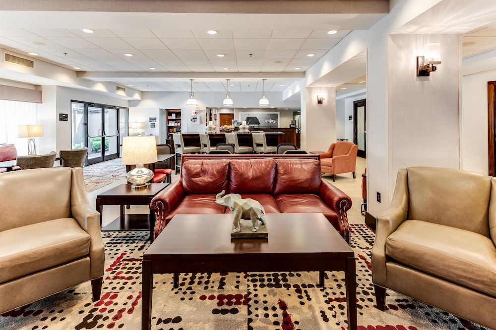 Hampton Inn Tuscaloosa University - photo 3
