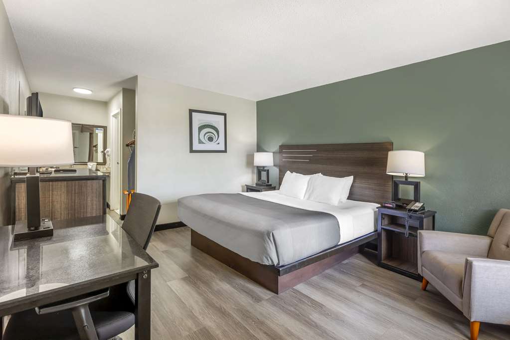 Quality Inn & Suites Santee I 95 - photo 41