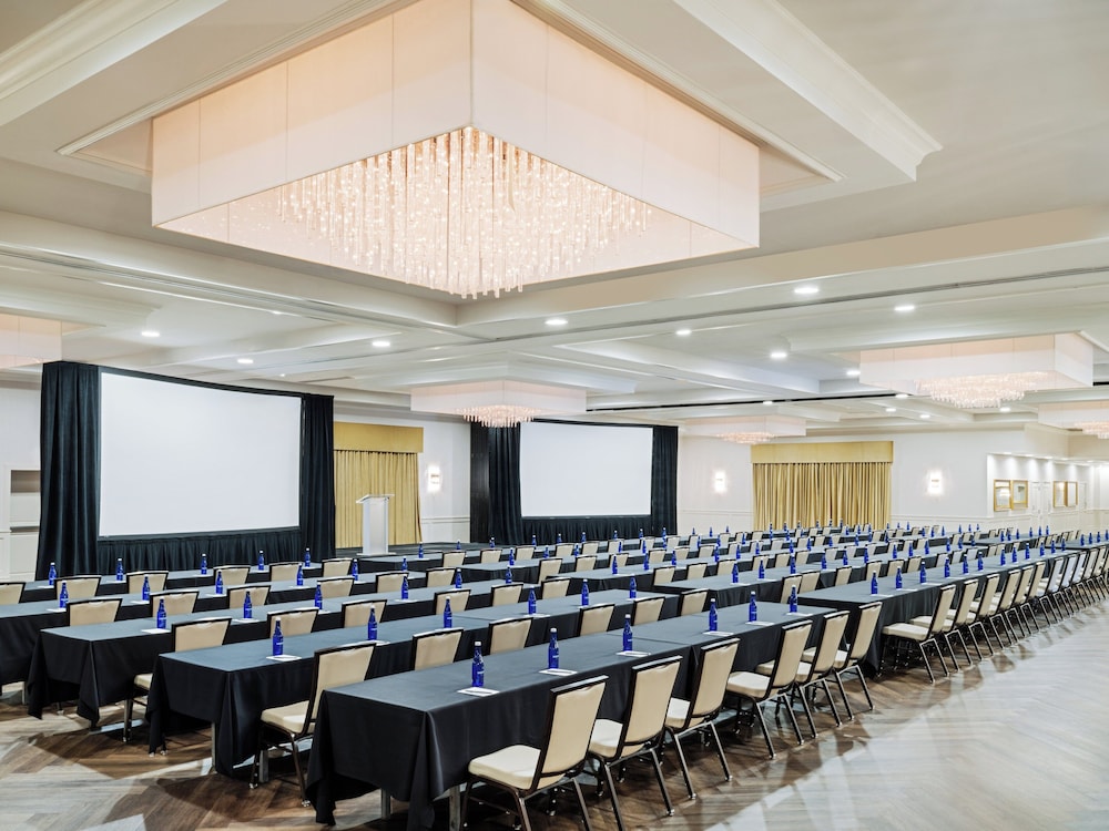 Crowne Plaza Suffern Mahwah by IHG - photo 61