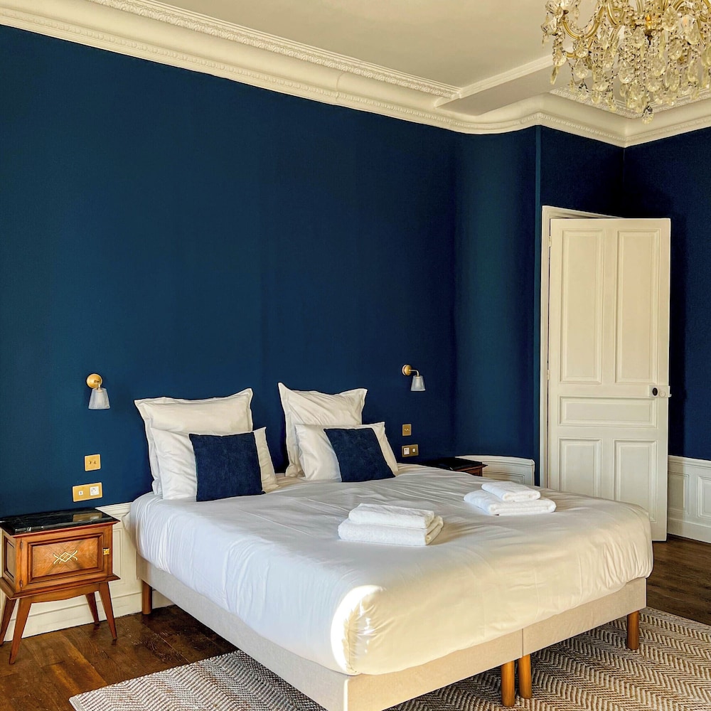 Maison d'hôtes Stay & Cook — 4-Star Luxury Hotel in Annonay, France