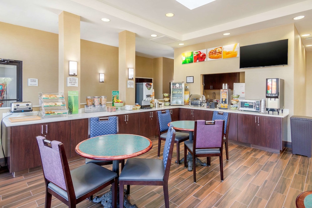 Quality Inn & Suites Olde Town - photo 33
