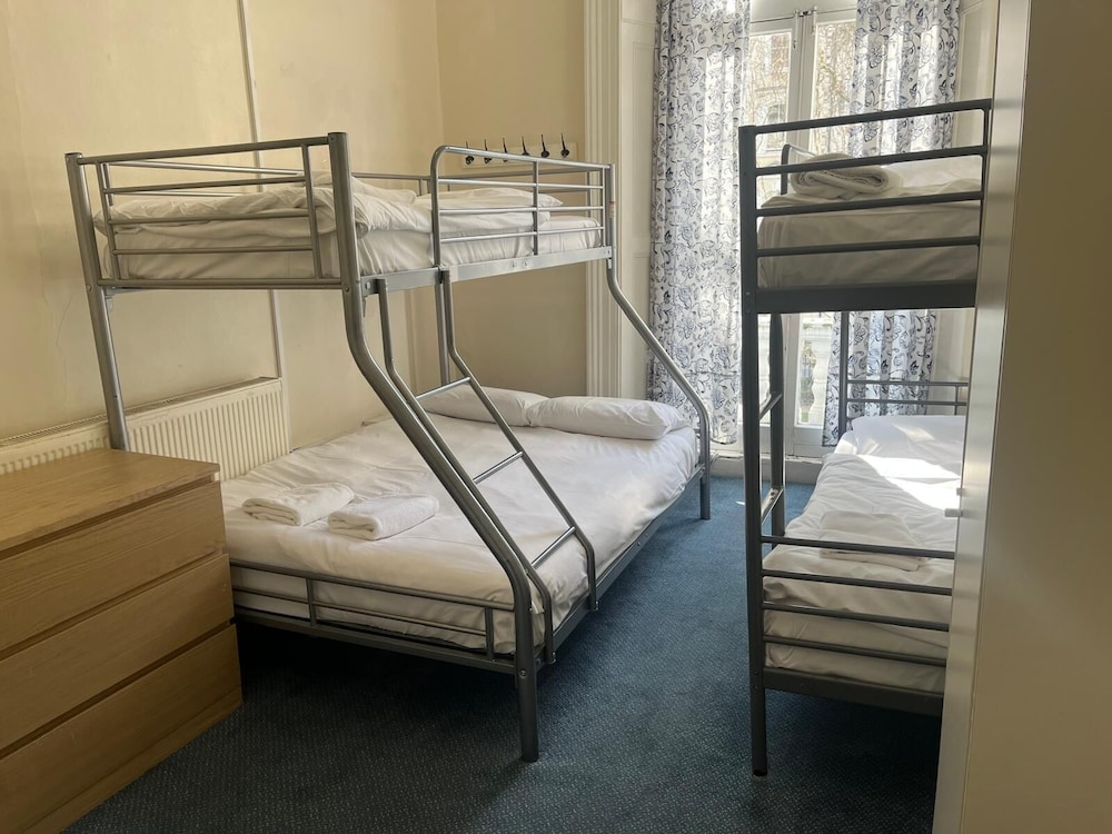 Atlas Hostels London