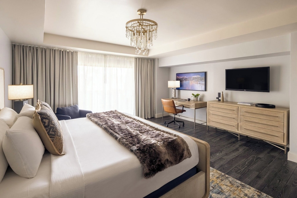 Crowne Plaza Phoenix Chandler Golf Resort an IHG Hotel - photo 4